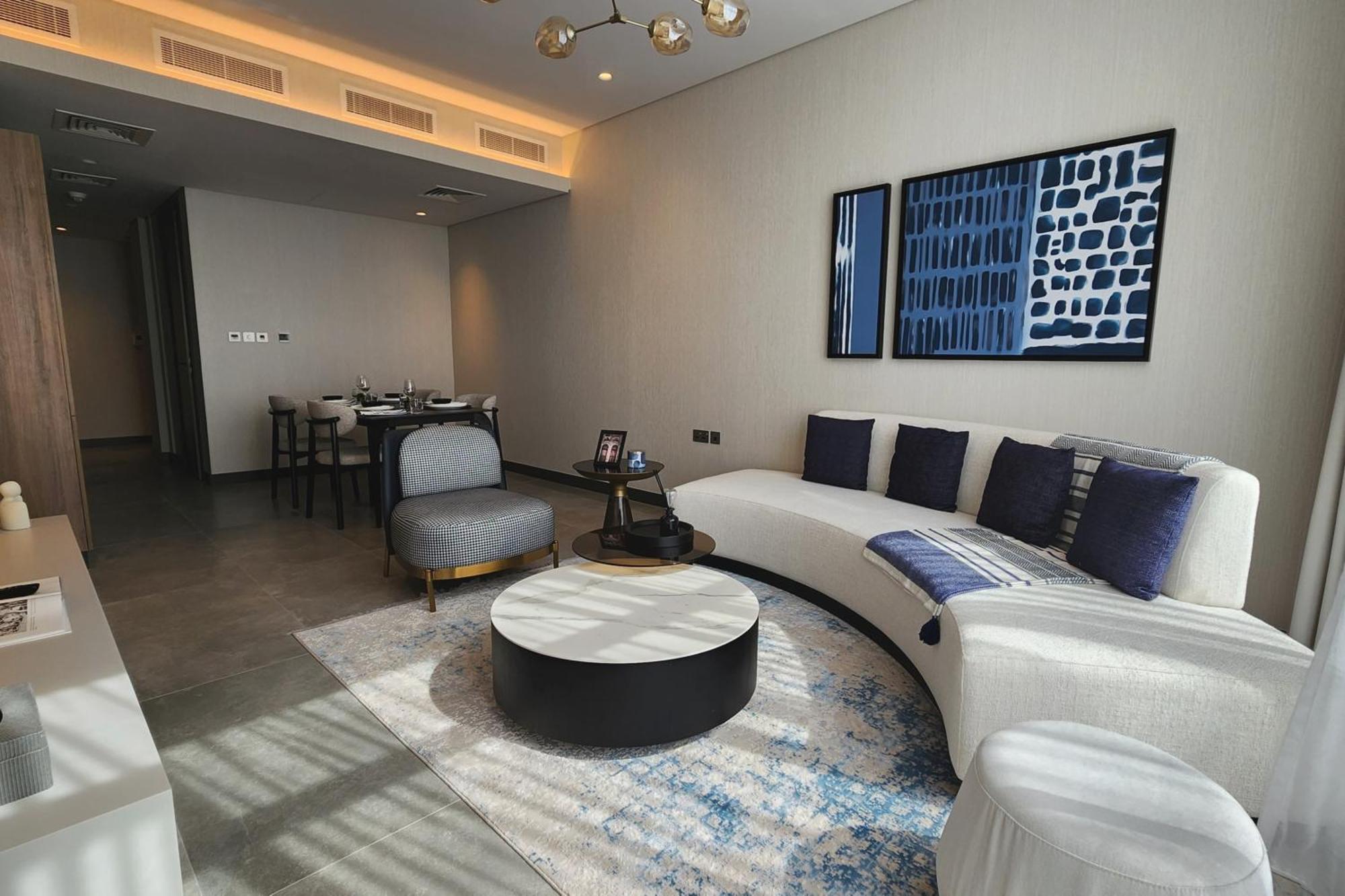 Hotel Charthouse Bahrain à Manama Extérieur photo A living room at the Ritz-Carlton, DIFC